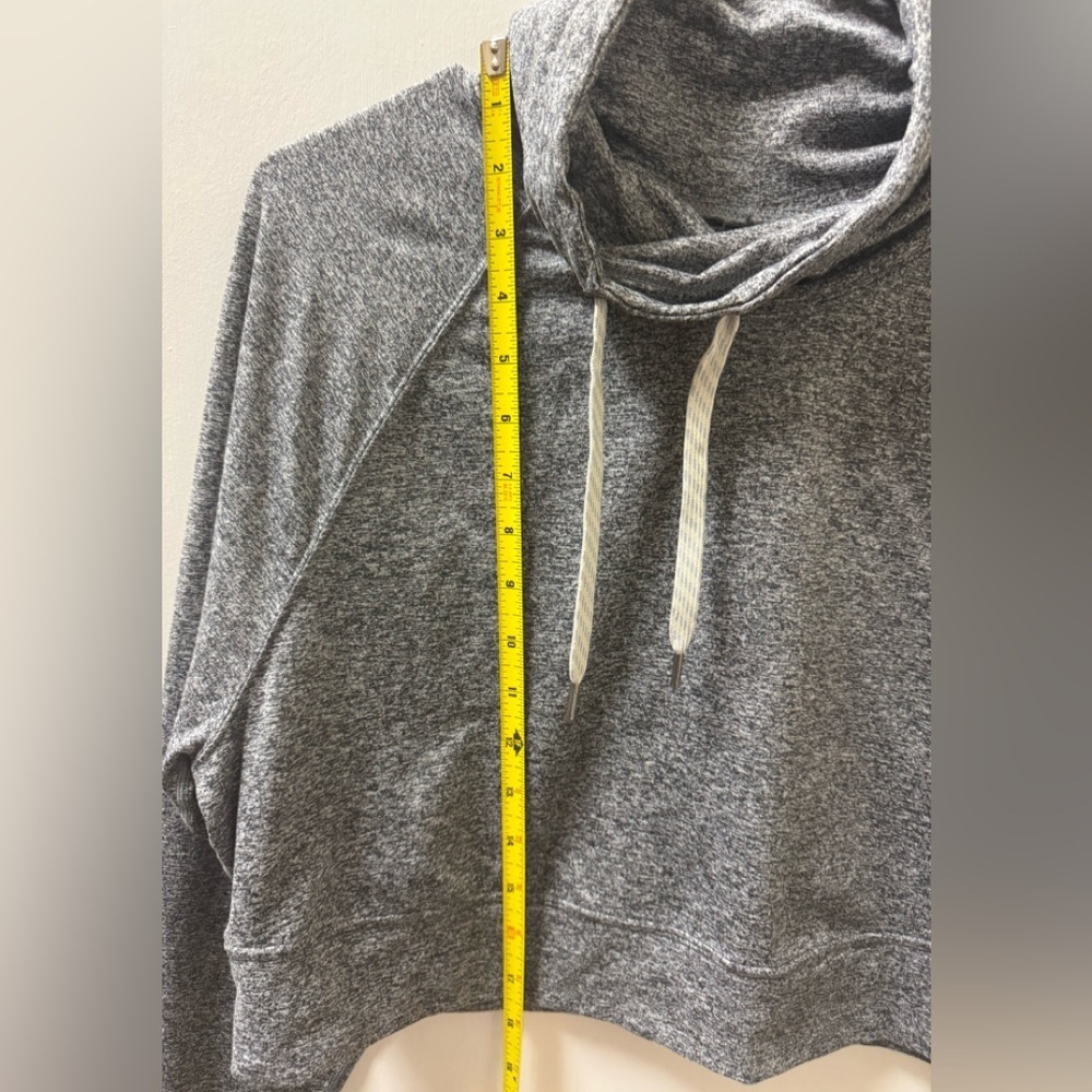 VUORI SMOCKED NECK LONG SLEEVE - Picture 3 of 4
